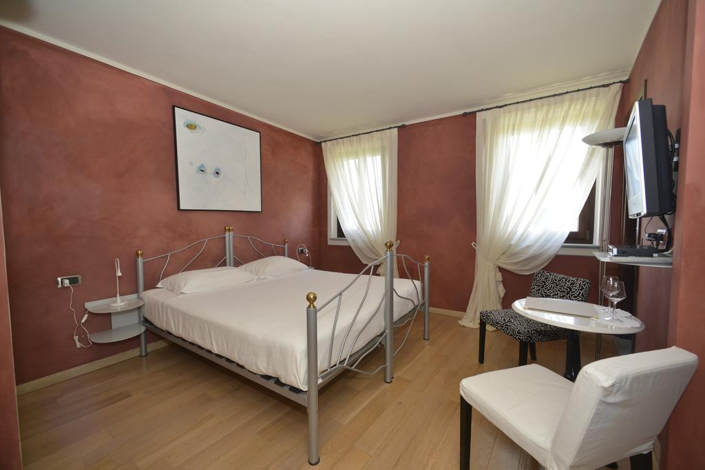 Cascina San Michele Bed & Breakfast Costigliole d'Asti Room photo
