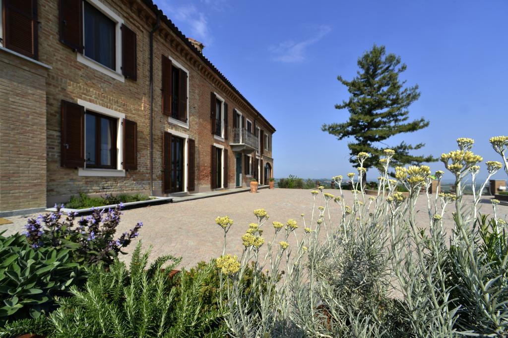 Cascina San Michele Bed & Breakfast Costigliole d'Asti Exterior photo