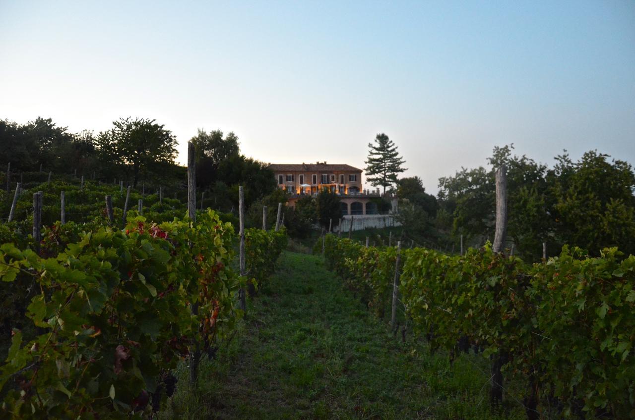 Cascina San Michele Bed & Breakfast Costigliole d'Asti Exterior photo